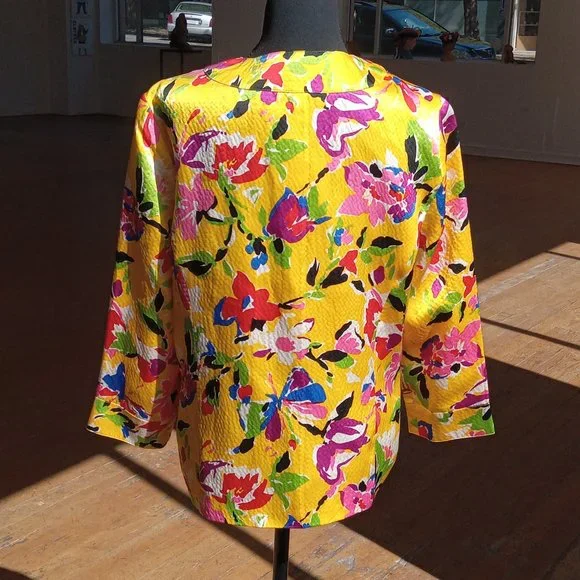 Bright colorful floral design silk jacket - Picture 4 of 9